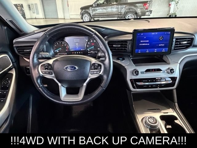 Used 2023 Ford Explorer XLT w/ Class IV Trailer Tow Package AWD/4WD image 17
