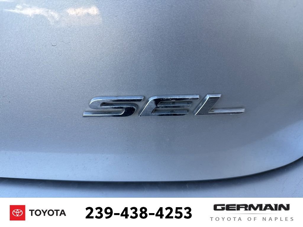 Used 2015 Ford Edge SEL w/ Equipment Group 201A image 8