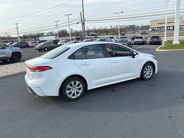 Certified 2025 Toyota Corolla LE image 7