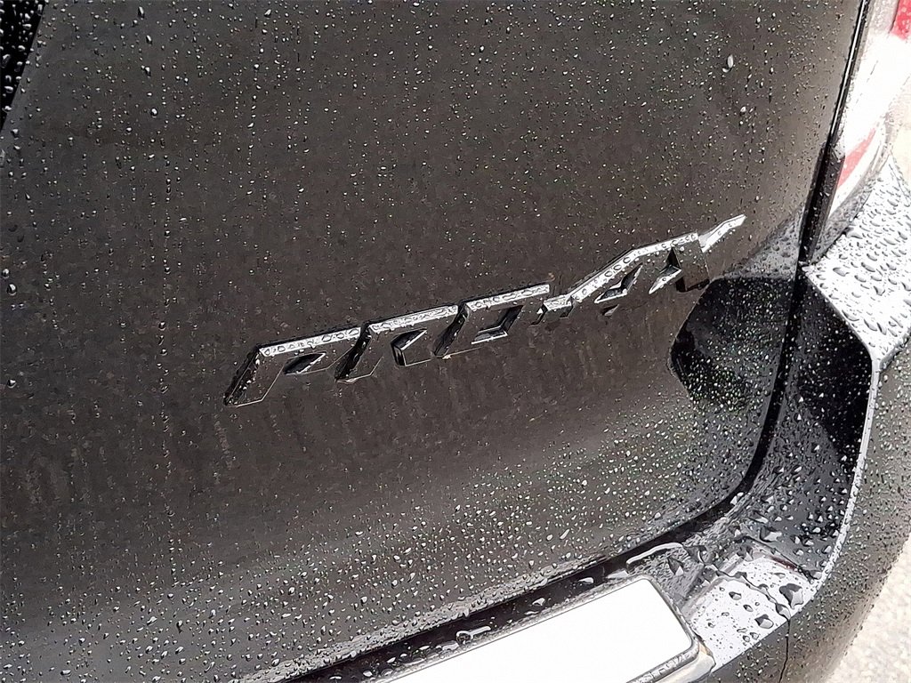 Used 2025 Nissan Armada PRO-4X image 30