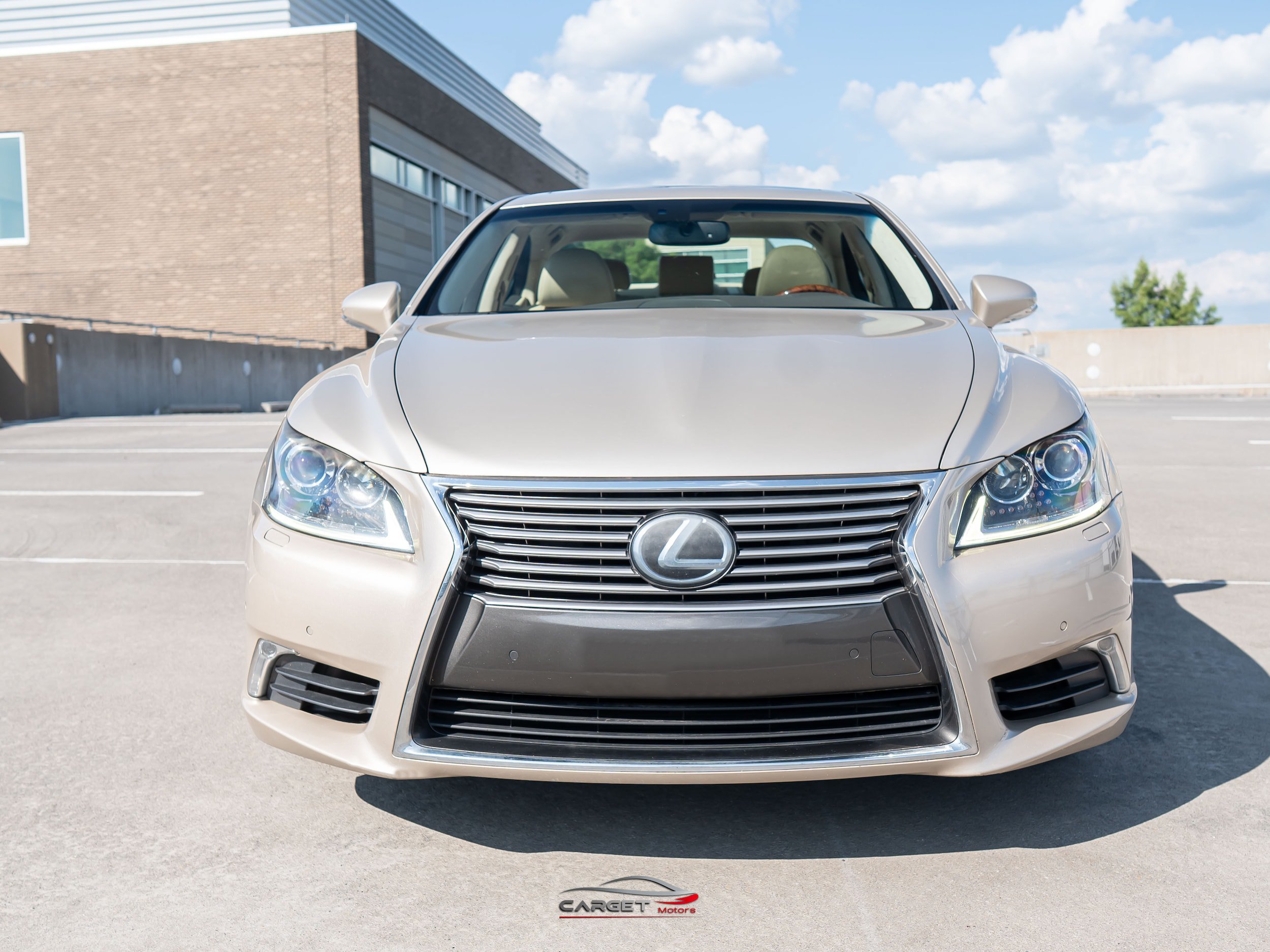 Used 2015 Lexus LS 460 AWD w/ Comfort Package image 2