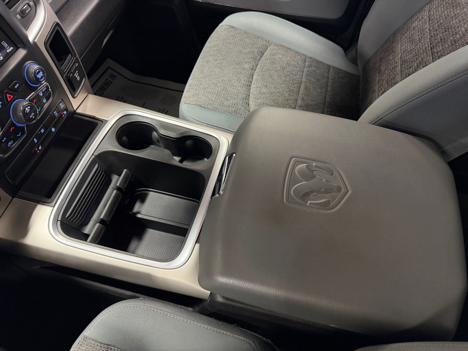 Used 2017 RAM 1500 Big Horn AWD/4WD image 35