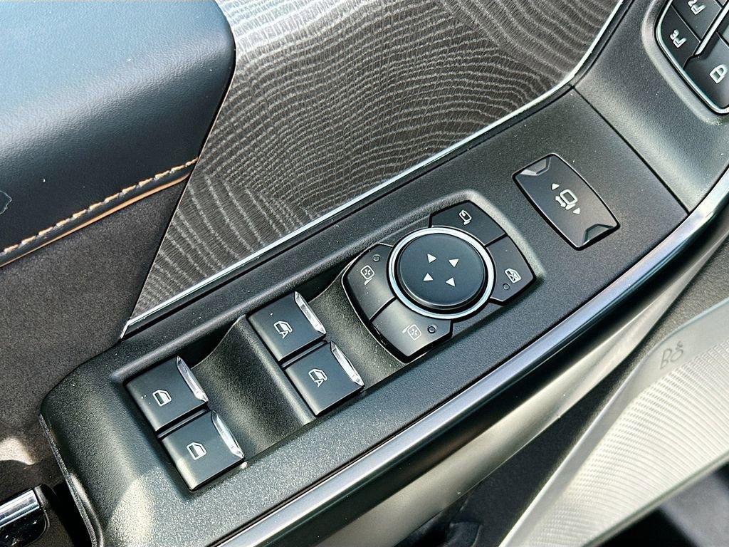 Used 2024 Ford F350 Platinum image 18