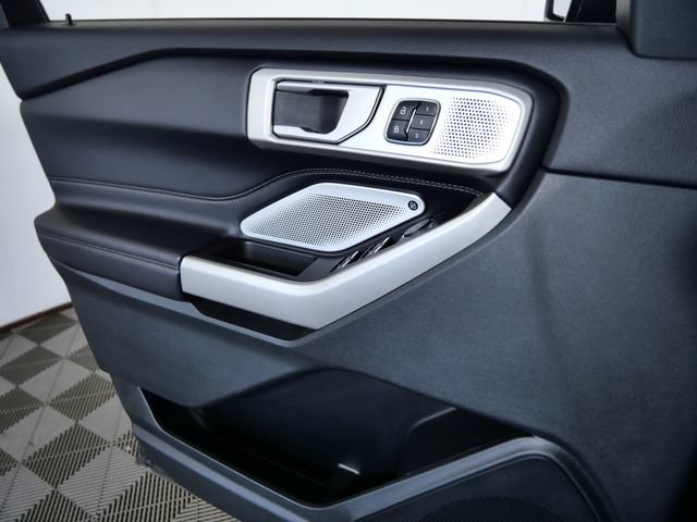 Certified 2023 Ford Explorer Limited w/ Limited Technology Package AWD/4WD image 27