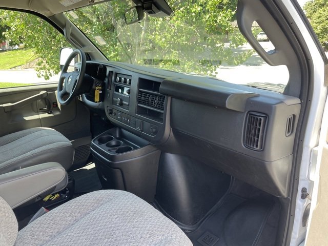 Used 2024 Chevrolet Express 3500 LT w/ LT Preferred Equipment Group image 27