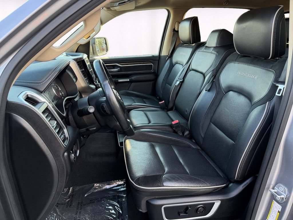 Used 2019 RAM 1500 Laramie AWD/4WD image 9