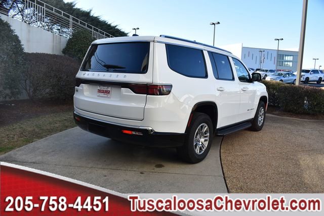 Used 2024 Jeep Wagoneer 4WD image 12