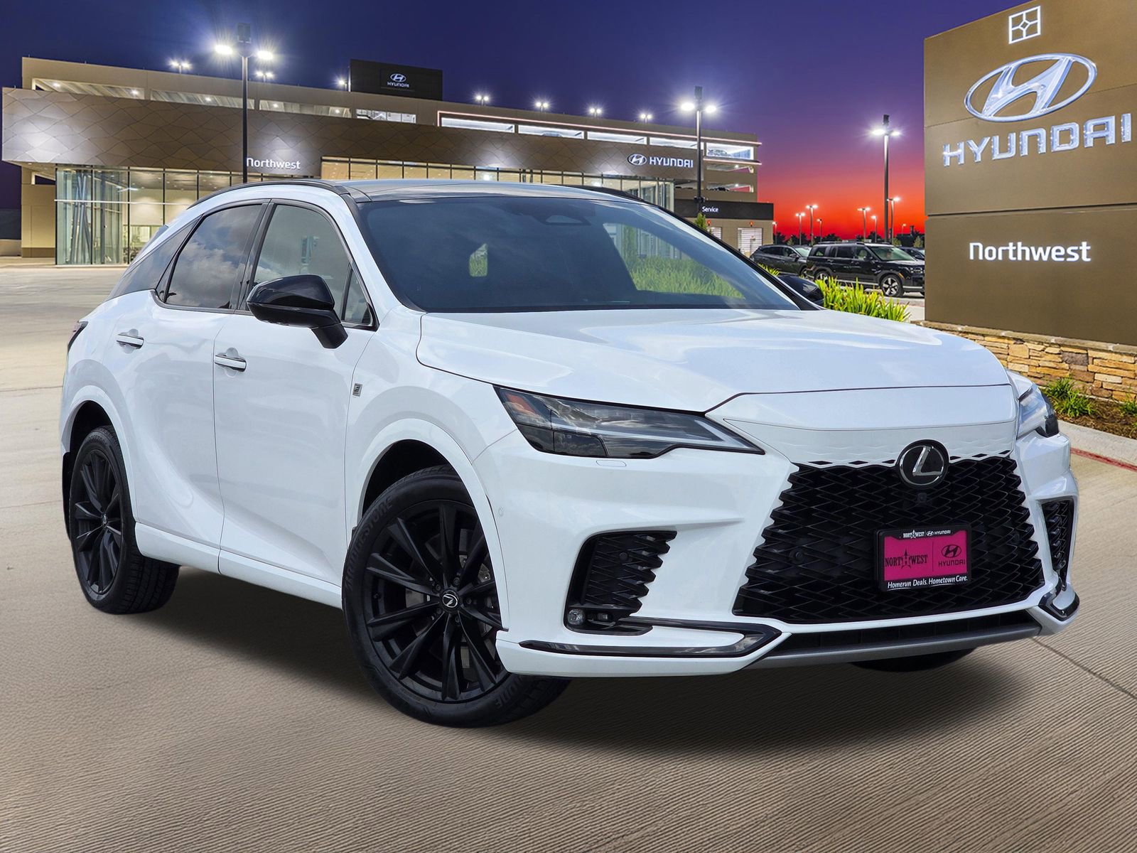 Used 2024 Lexus RX 500h F Sport w/ Convenience Package image 3