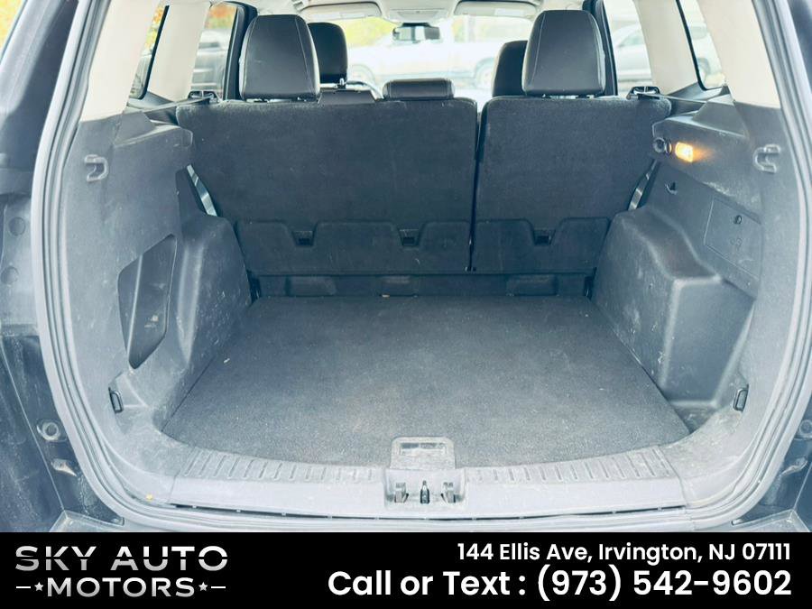 Used 2018 Ford Escape SEL w/ Ford Safe & Smart Package image 14