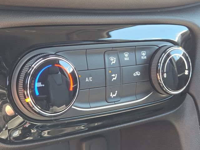 Used 2023 Buick Encore GX Preferred FWD image 27