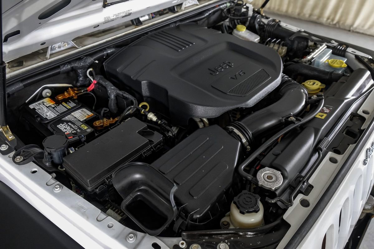 Used 2018 Jeep Wrangler Sport image 43