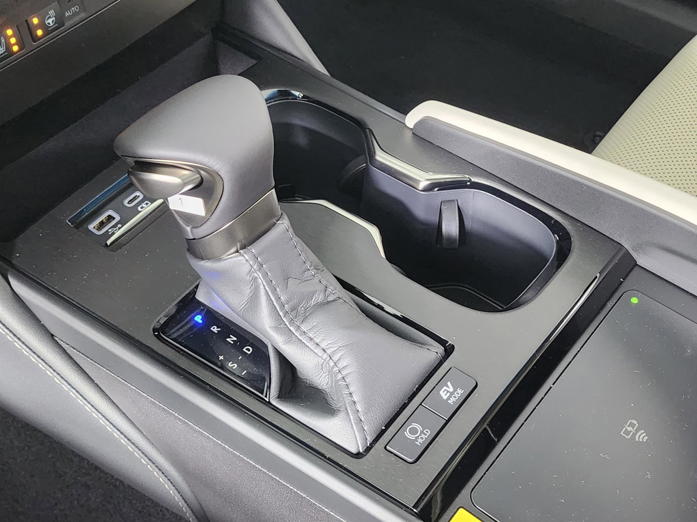 New 2025 Lexus ES 300h w/ Premium Package image 27