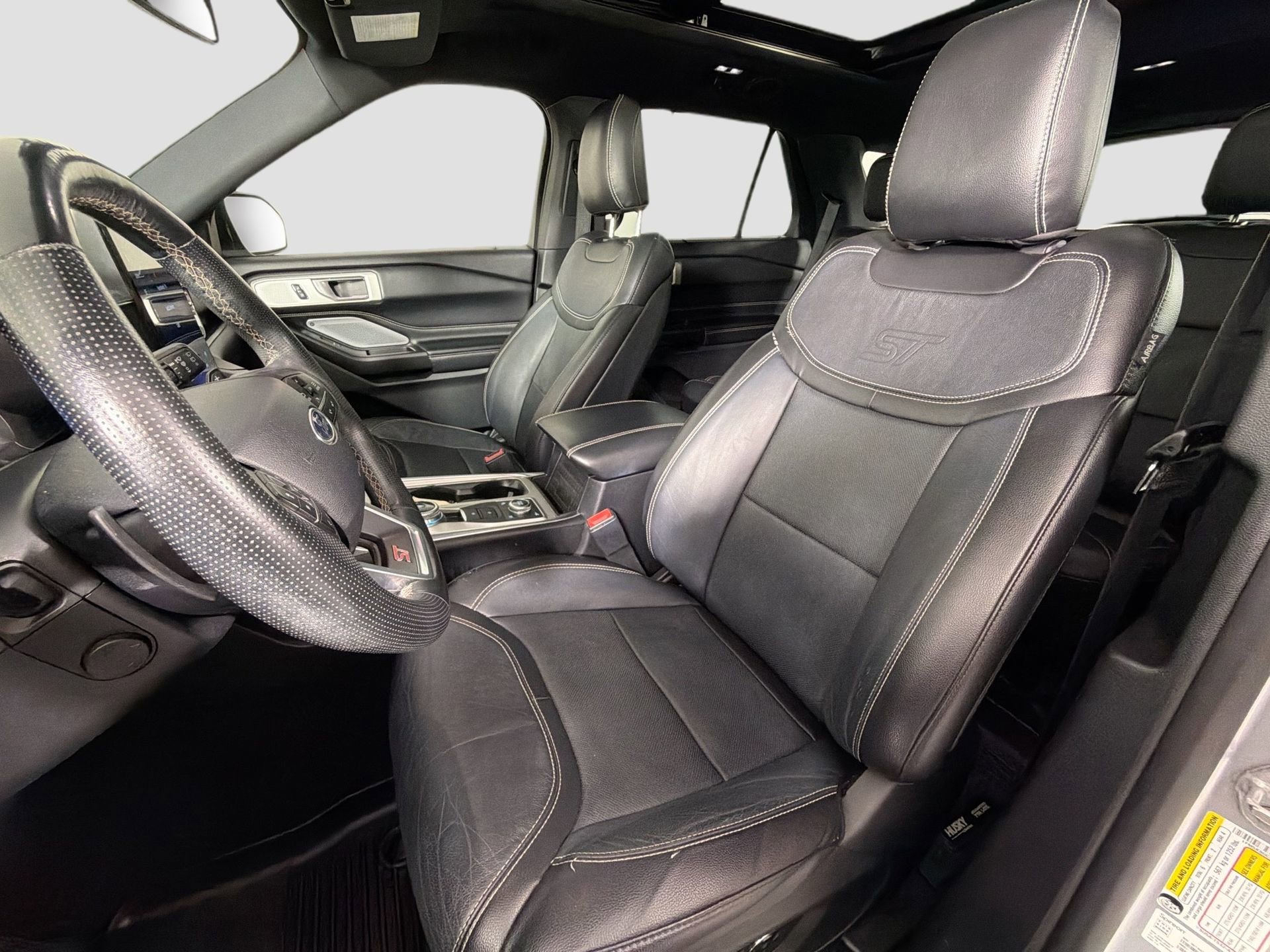 Used 2020 Ford Explorer ST w/ ST Street Pack image 21