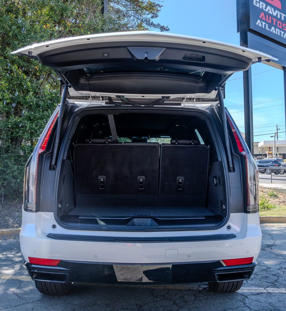 Used 2024 Cadillac Escalade Sport w/ Touring Package image 28