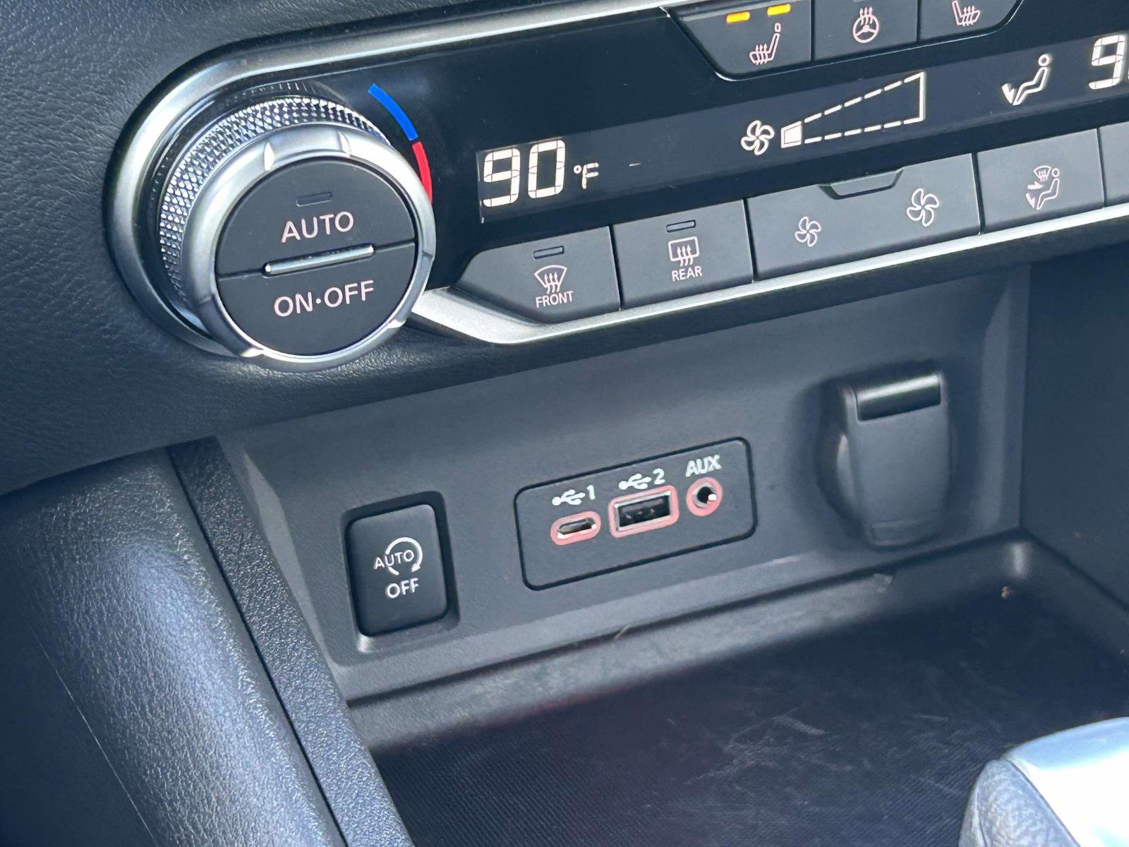 Used 2025 Nissan Sentra SV w/ All-Weather Package image 26