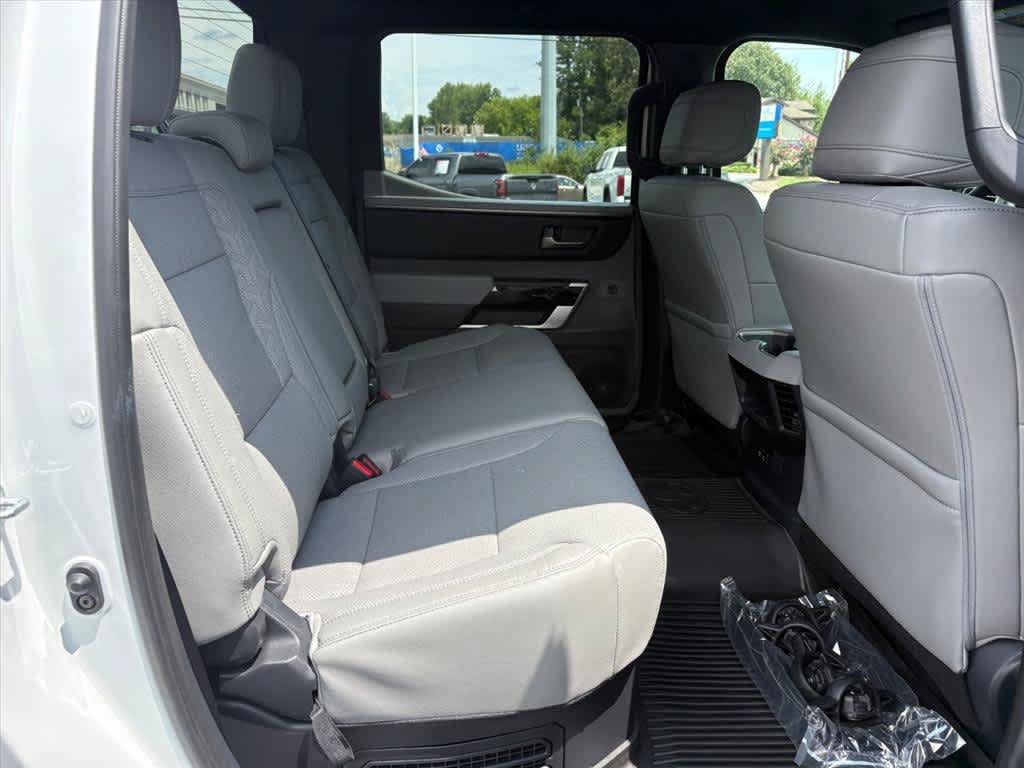Used 2025 Toyota Tundra Limited w/ TRD Off-Road Package AWD/4WD image 7