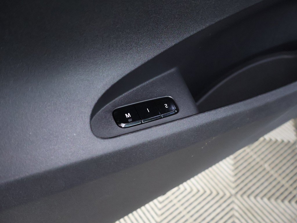 Used 2023 Polestar Polestar 2 w/ Pilot Pack AWD/4WD image 40