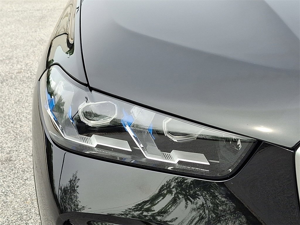 Certified 2024 BMW X5 xDrive50e w/ Premium Package image 13