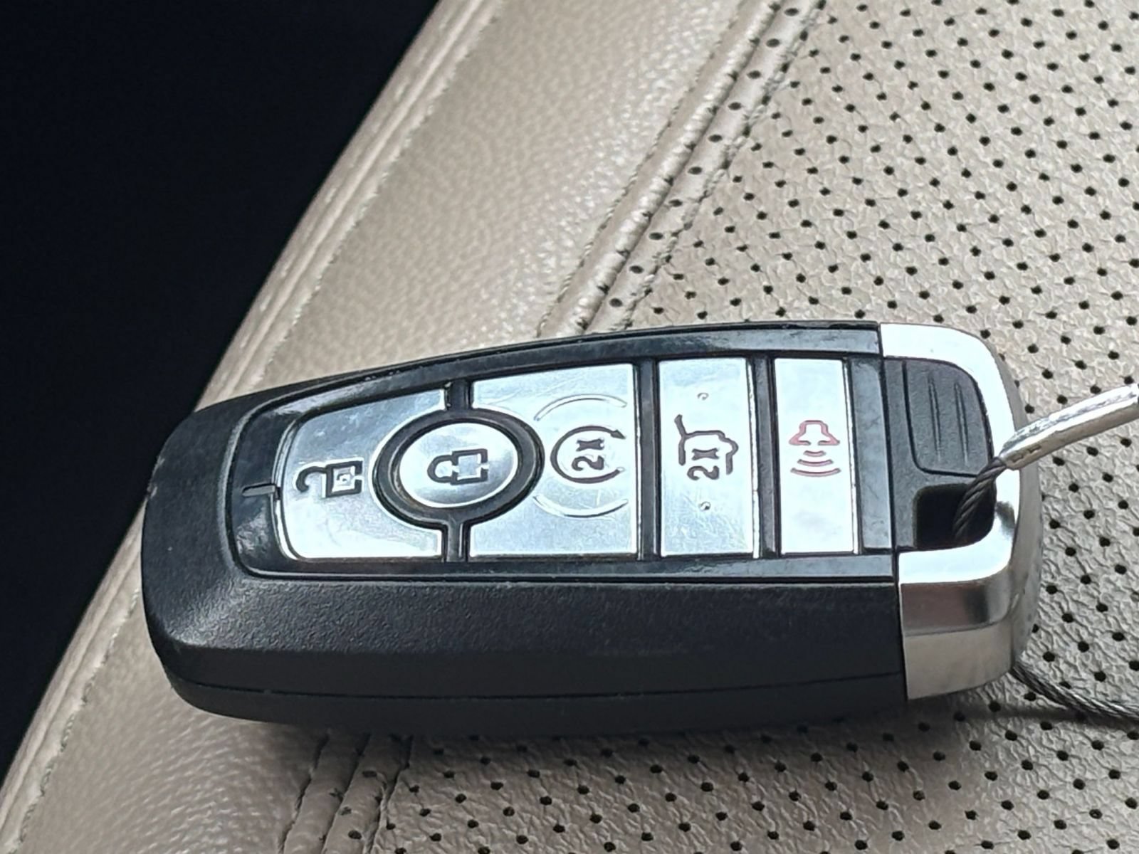 Used 2024 Ford Expedition Max Limited AWD/4WD image 27