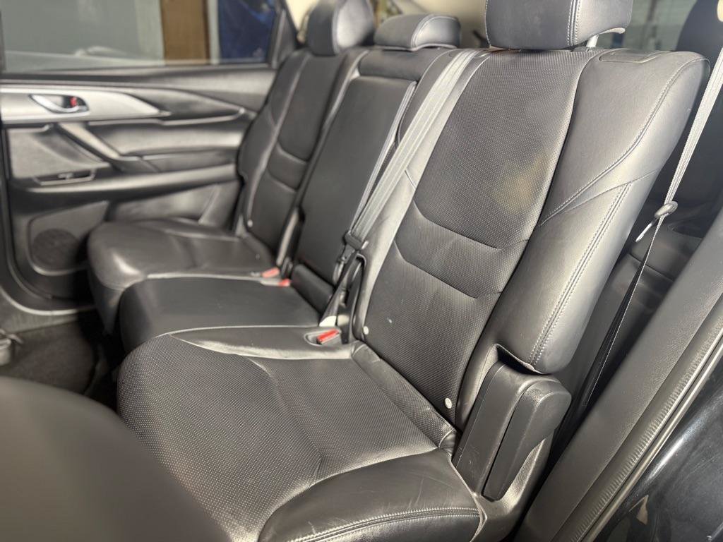 Used 2018 MAZDA CX-9 Touring FWD image 30