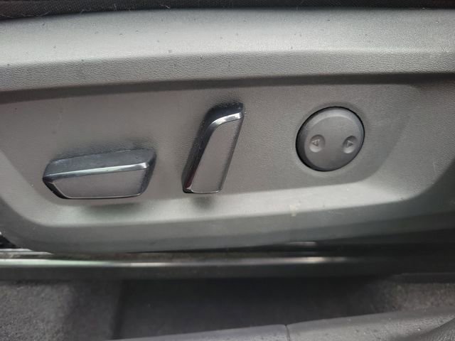 Used 2021 Nissan Rogue SV w/ Premium Package image 17