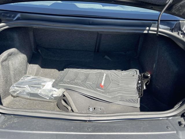 Used 2023 Dodge Challenger R/T image 9