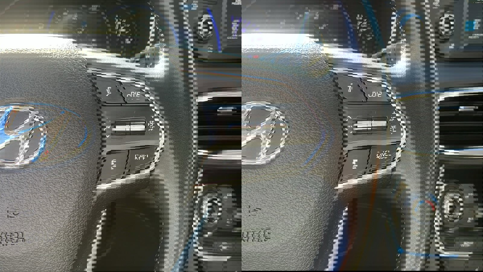 Used 2020 Hyundai Santa Fe SEL image 15