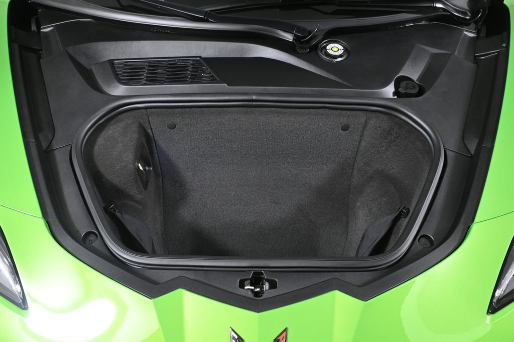 Used 2026 Chevrolet Corvette Z06 w/ Stealth Interior Trim Package RWD image 36