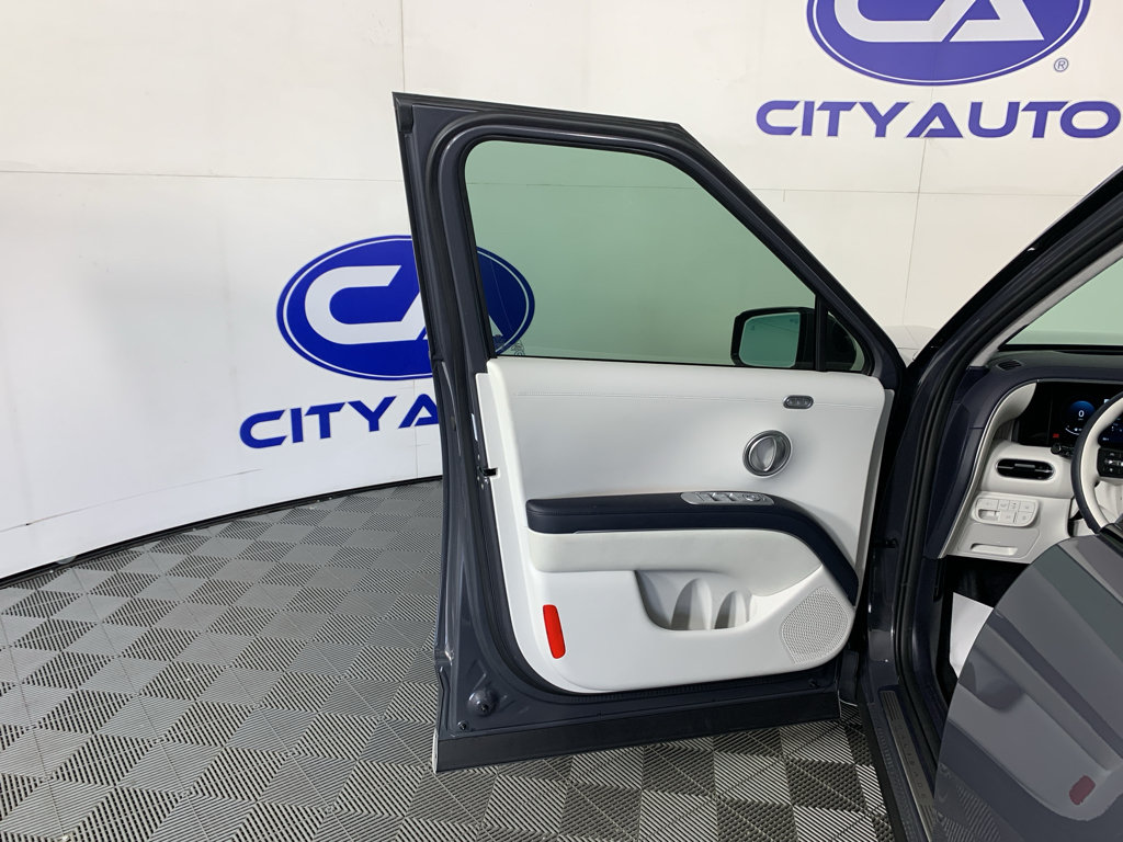 Used 2026 Hyundai Palisade Calligraphy FWD image 14
