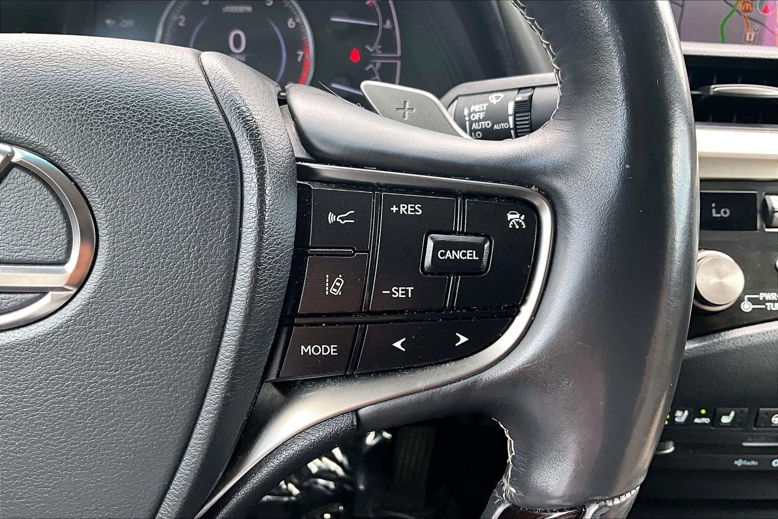 Used 2021 Lexus ES 350 w/ Premium Package FWD image 17