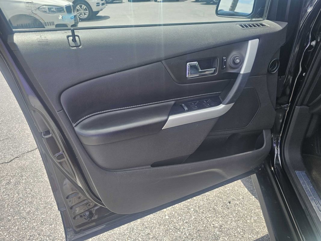 Used 2014 Ford Edge Sport w/ Driver Entry Package FWD image 8