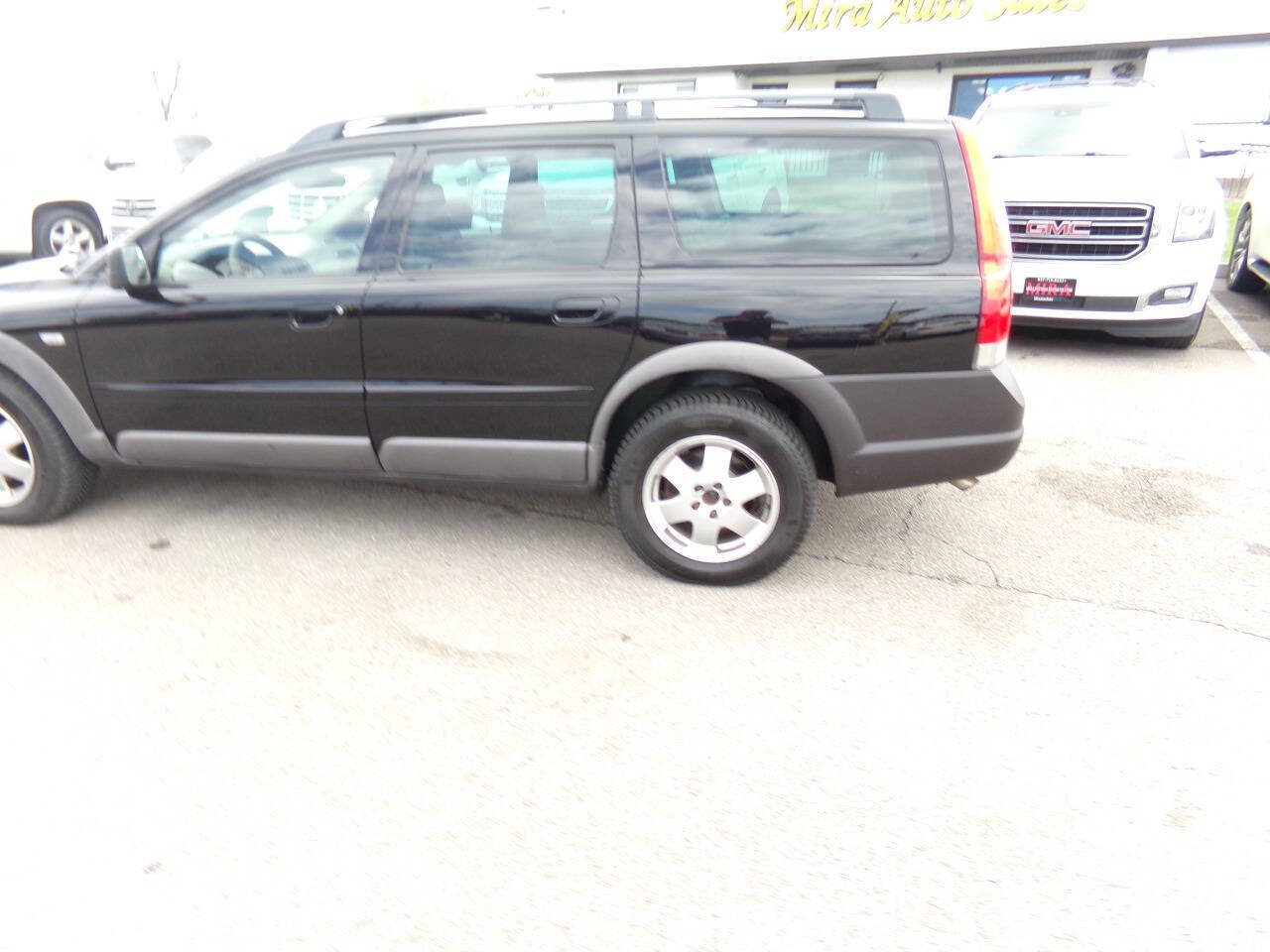 Used 2004 Volvo V70 AWD/4WD image 48