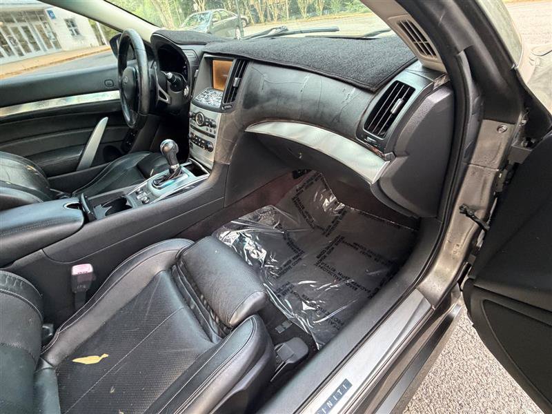 Used 2010 INFINITI G37 Convertible w/ Premium Pkg RWD image 28