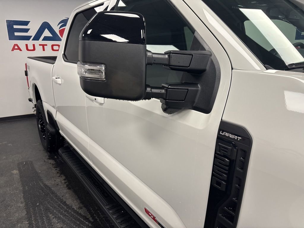 New 2026 Ford F250 Lariat w/ Black Appearance Package AWD/4WD image 17