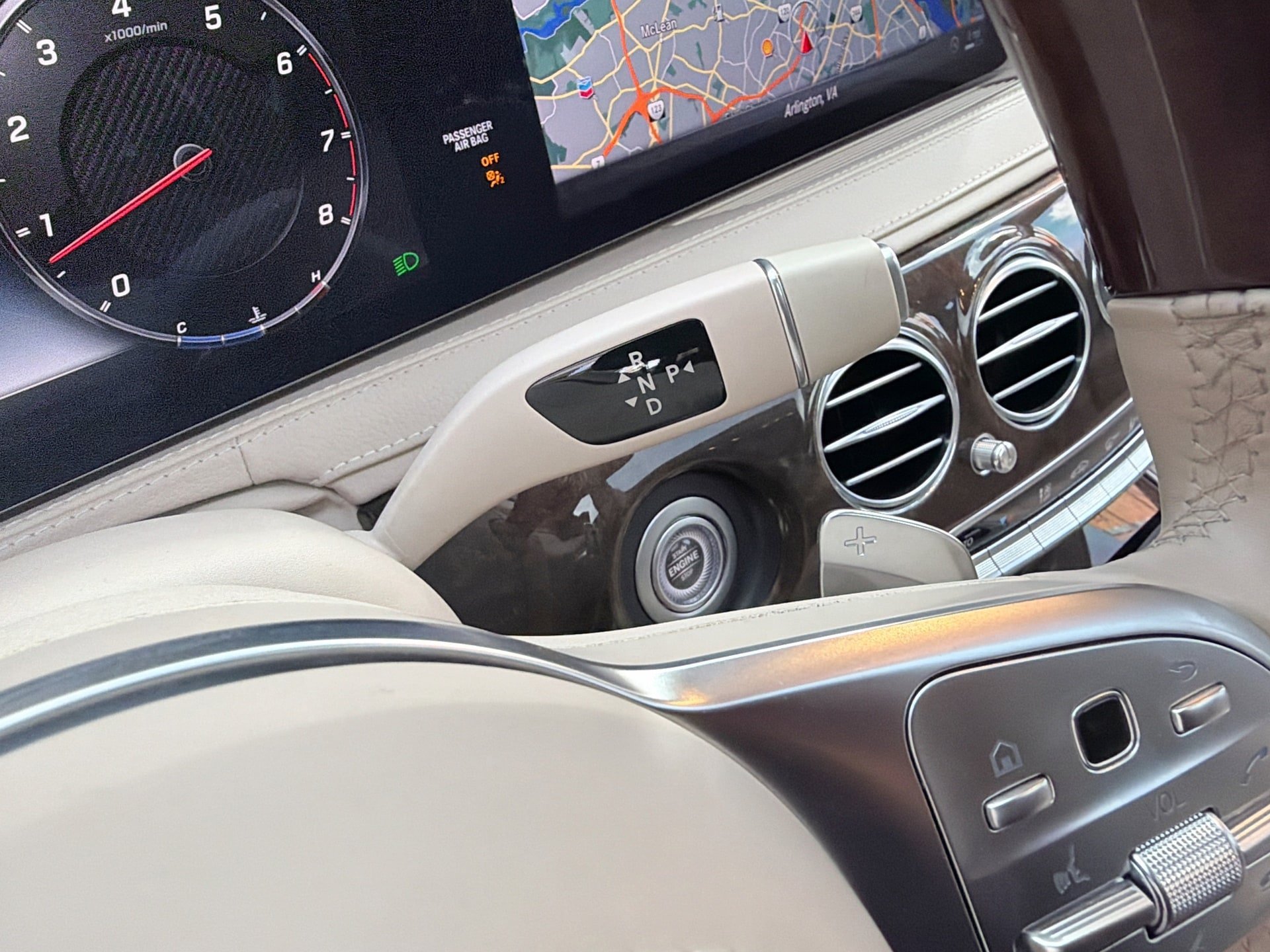 Used 2019 Mercedes-Benz S 560 Sedan image 23