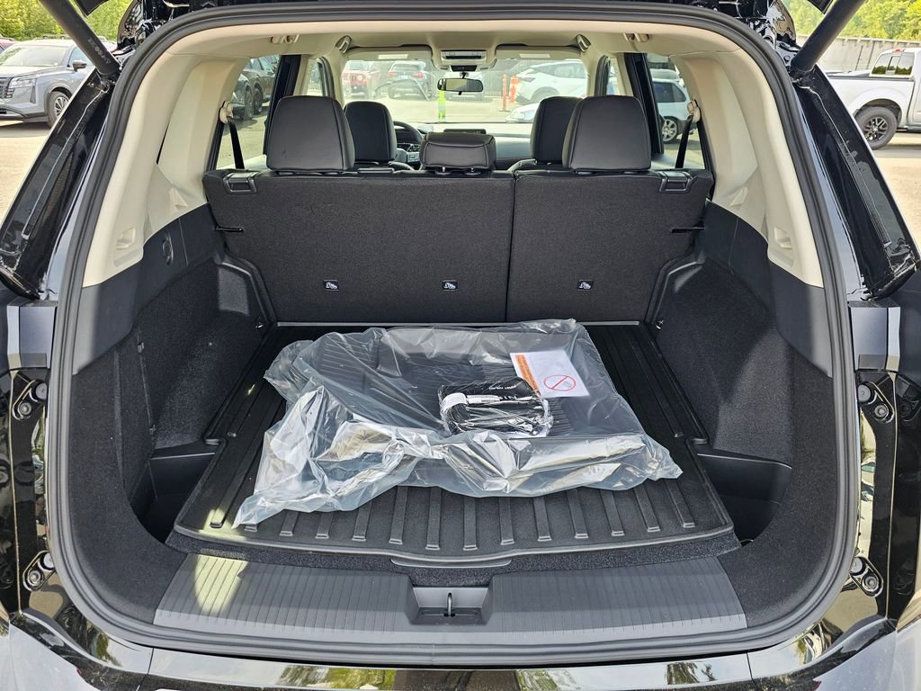 New 2026 Nissan Rogue SV AWD/4WD image 20
