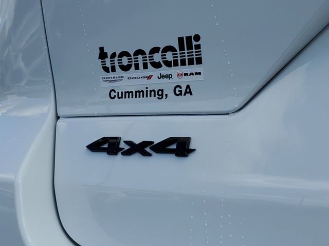 New 2026 Jeep Grand Cherokee Summit image 9