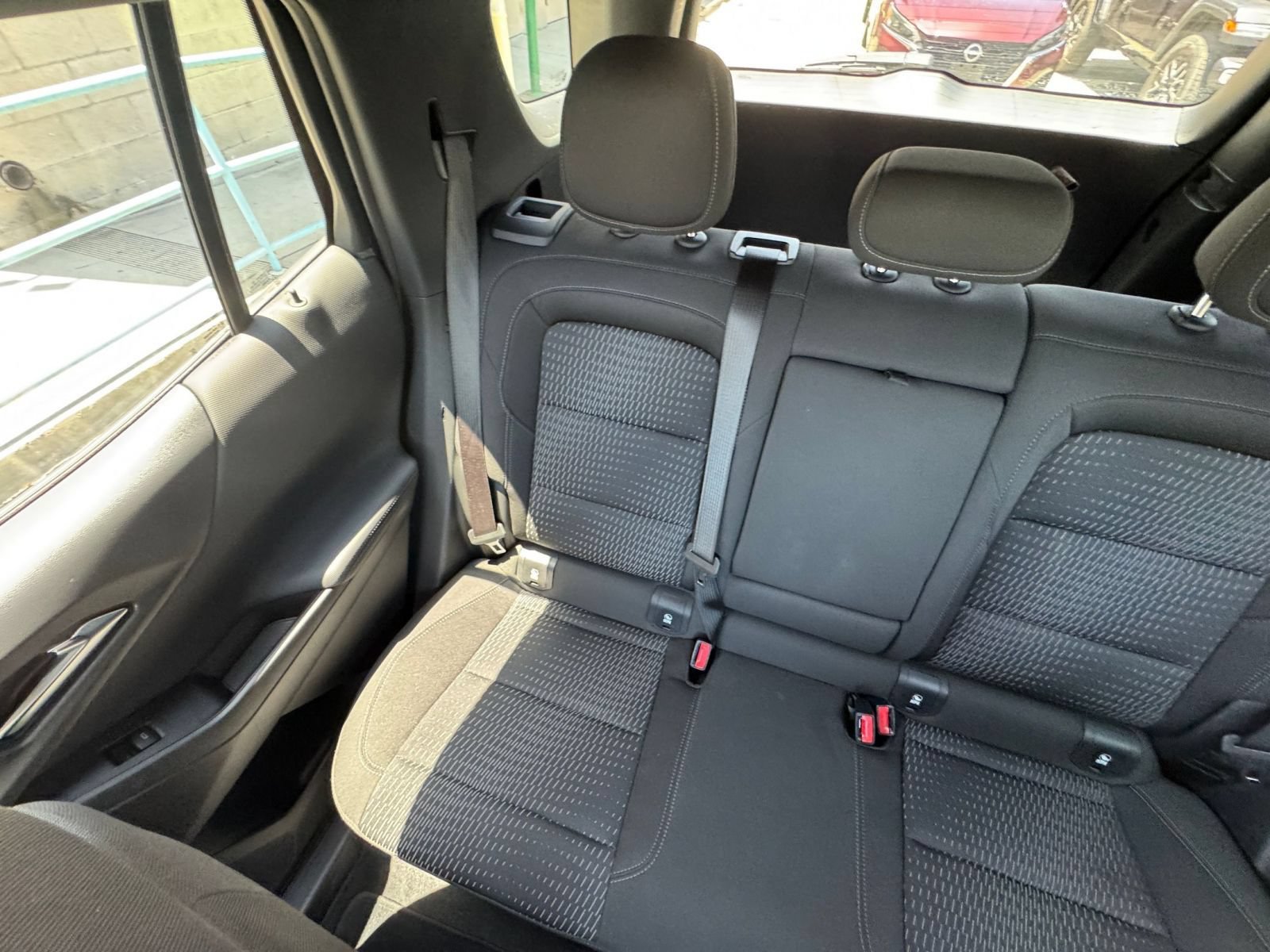 Used 2025 Chevrolet Equinox LT FWD image 40