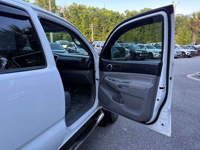 Used 2011 Toyota Tacoma PreRunner w/ TRD Sport Pkg RWD image 28