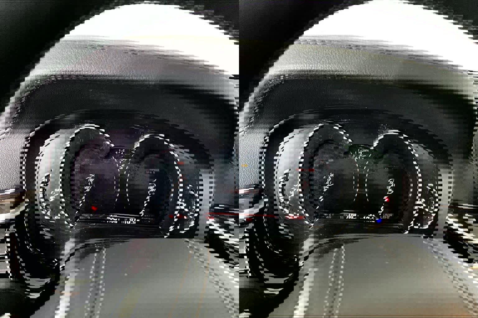 Used 2017 BMW 540i xDrive image 26