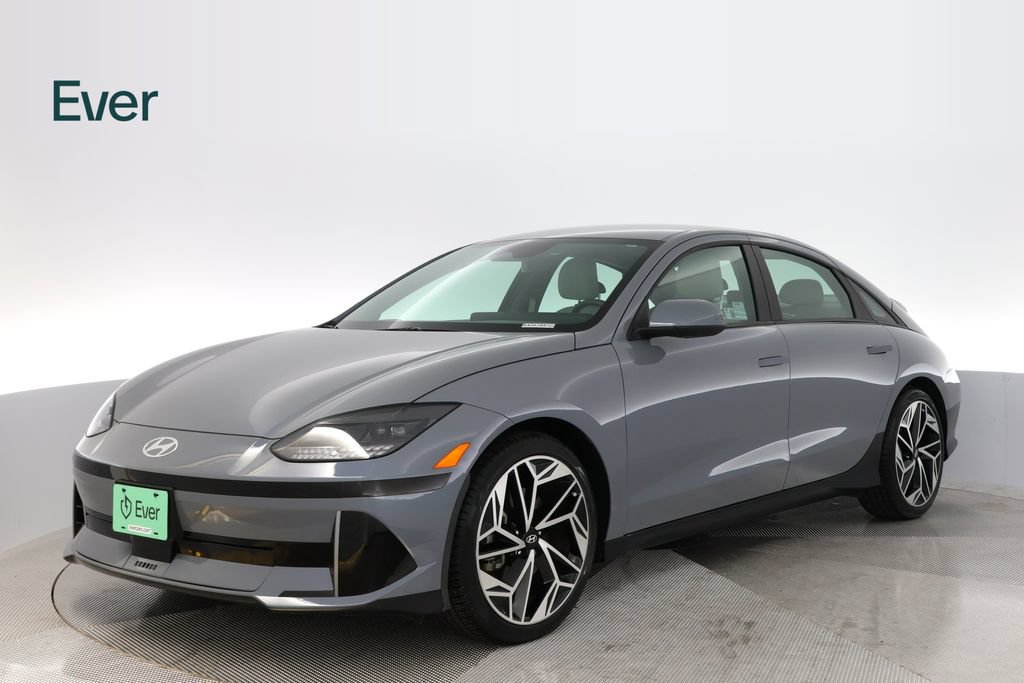 Used 2024 Hyundai Ioniq 6 SEL RWD image 2
