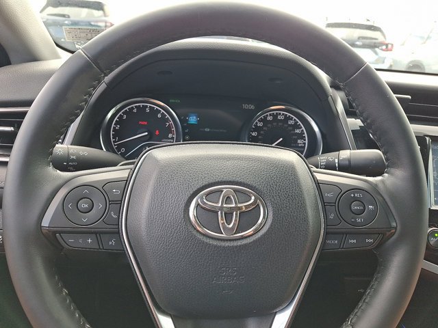 Used 2020 Toyota Camry SE w/ Cold Weather Package AWD/4WD image 21