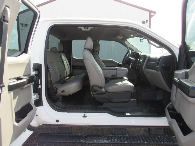 Used 2020 Ford F250 XL w/ Power Equipment Group AWD/4WD image 18