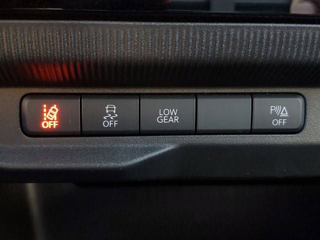 New 2026 Jeep Cherokee Limited image 36