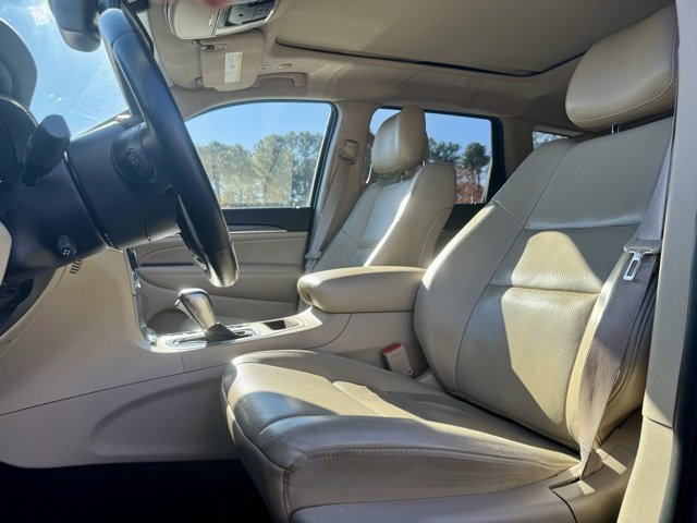 Used 2018 Jeep Grand Cherokee Limited w/ Luxury Group II image 27