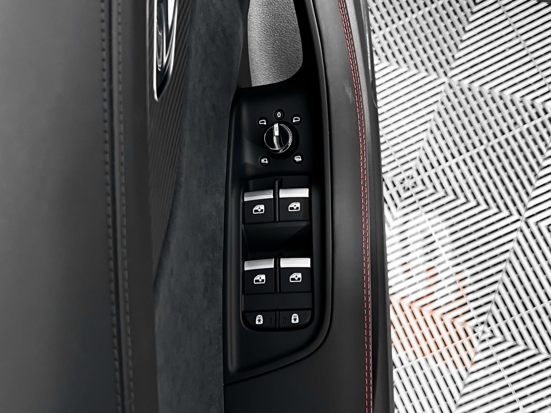 New 2026 Audi SQ7 Prestige image 23