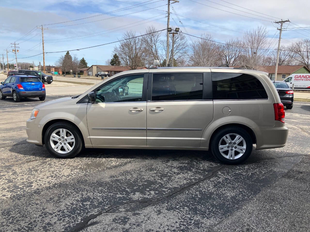 Used 2013 Dodge Grand Caravan Crew w/ Driver Convenience Group FWD image 6