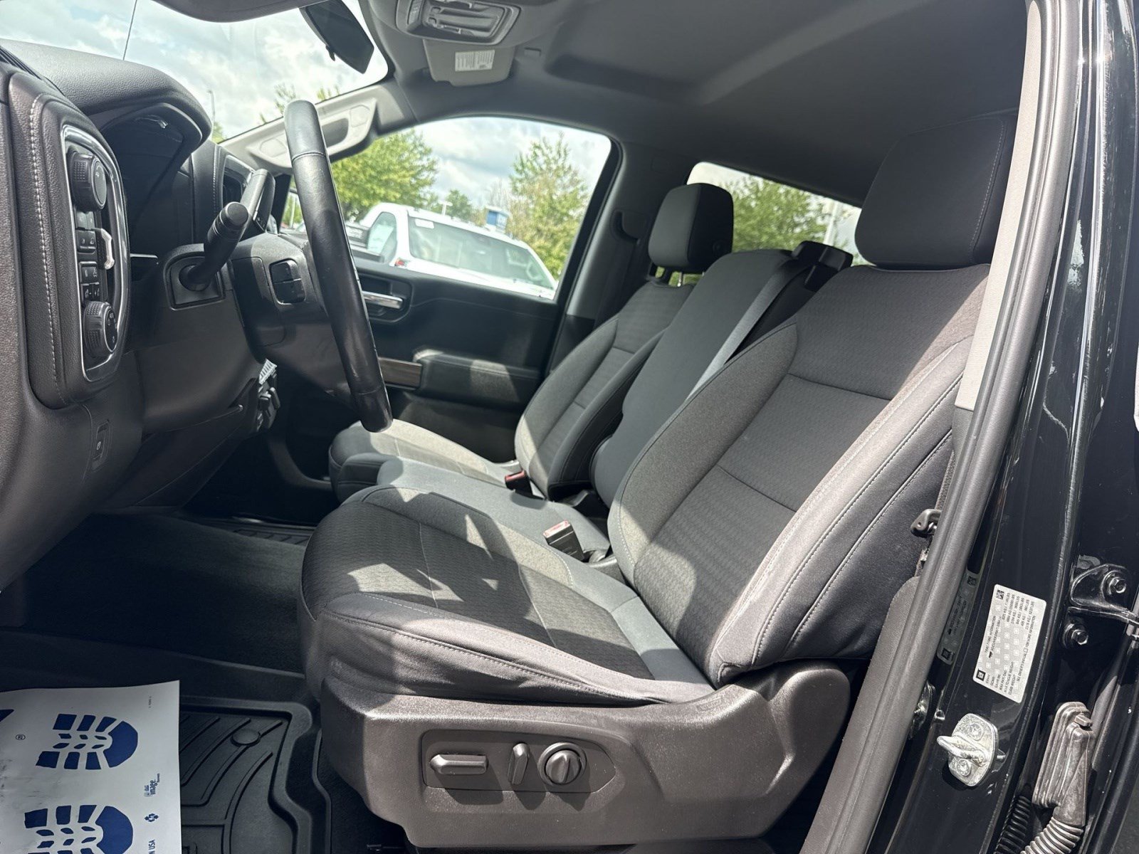 Used 2019 Chevrolet Silverado 1500 RST w/ All-Star Edition AWD/4WD image 13
