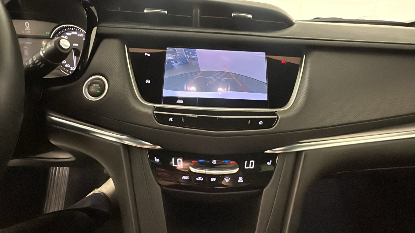 Used 2023 Cadillac XT5 Luxury FWD image 27