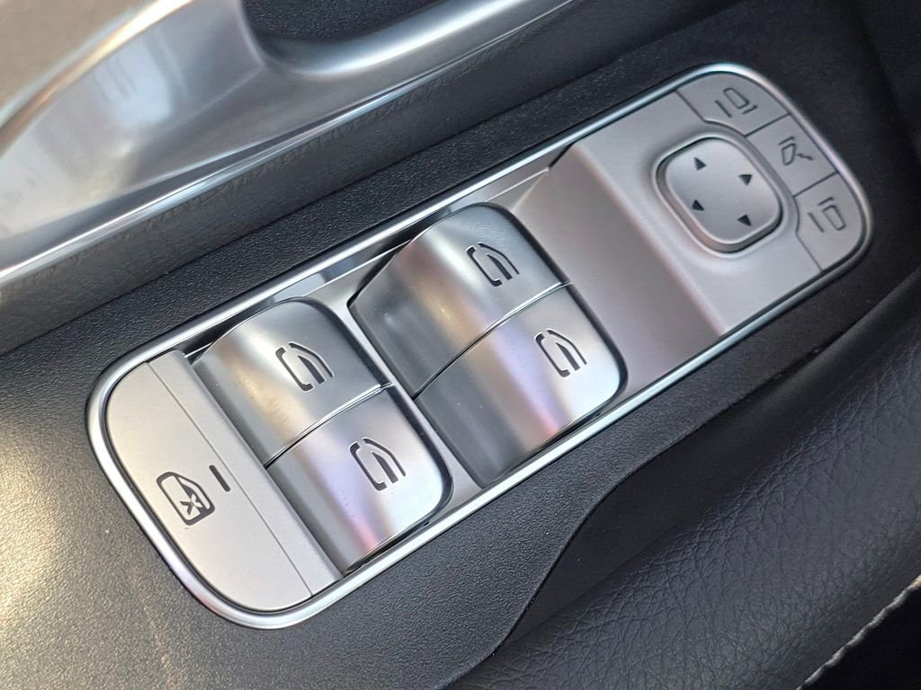 New 2026 Mercedes-Benz GLS 450 4MATIC image 29